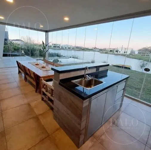 Casa 4 ambientes en Venta en Puertos, Muelles 4