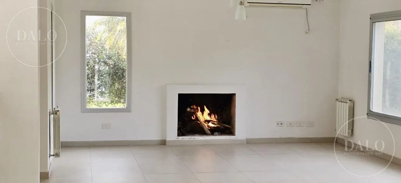 Casa en Venta 5 Ambientes en Barrio nautico Santa Catalina 5