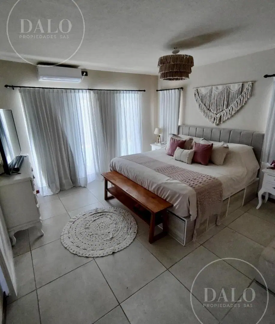 Casa en Venta 4 Ambientes al Lago con Muelle en Barrio San Sebastian, Escobar 8