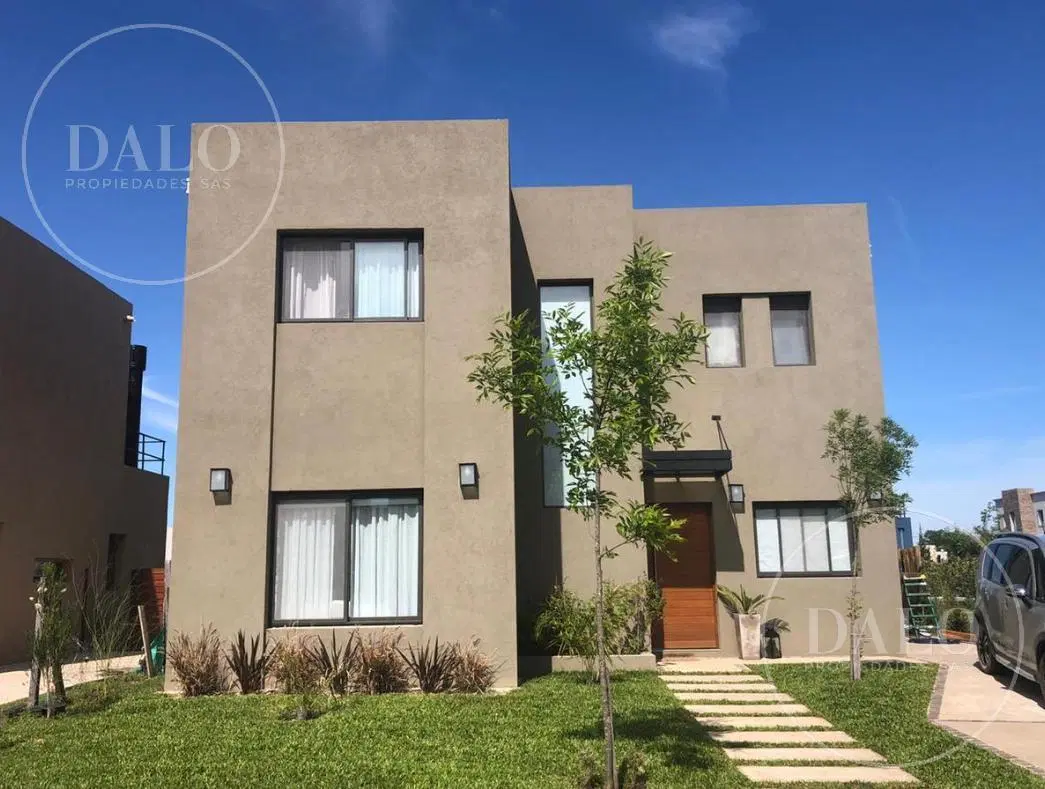 Casa 5 ambientes en venta en Vila Marina, Villanueva 2