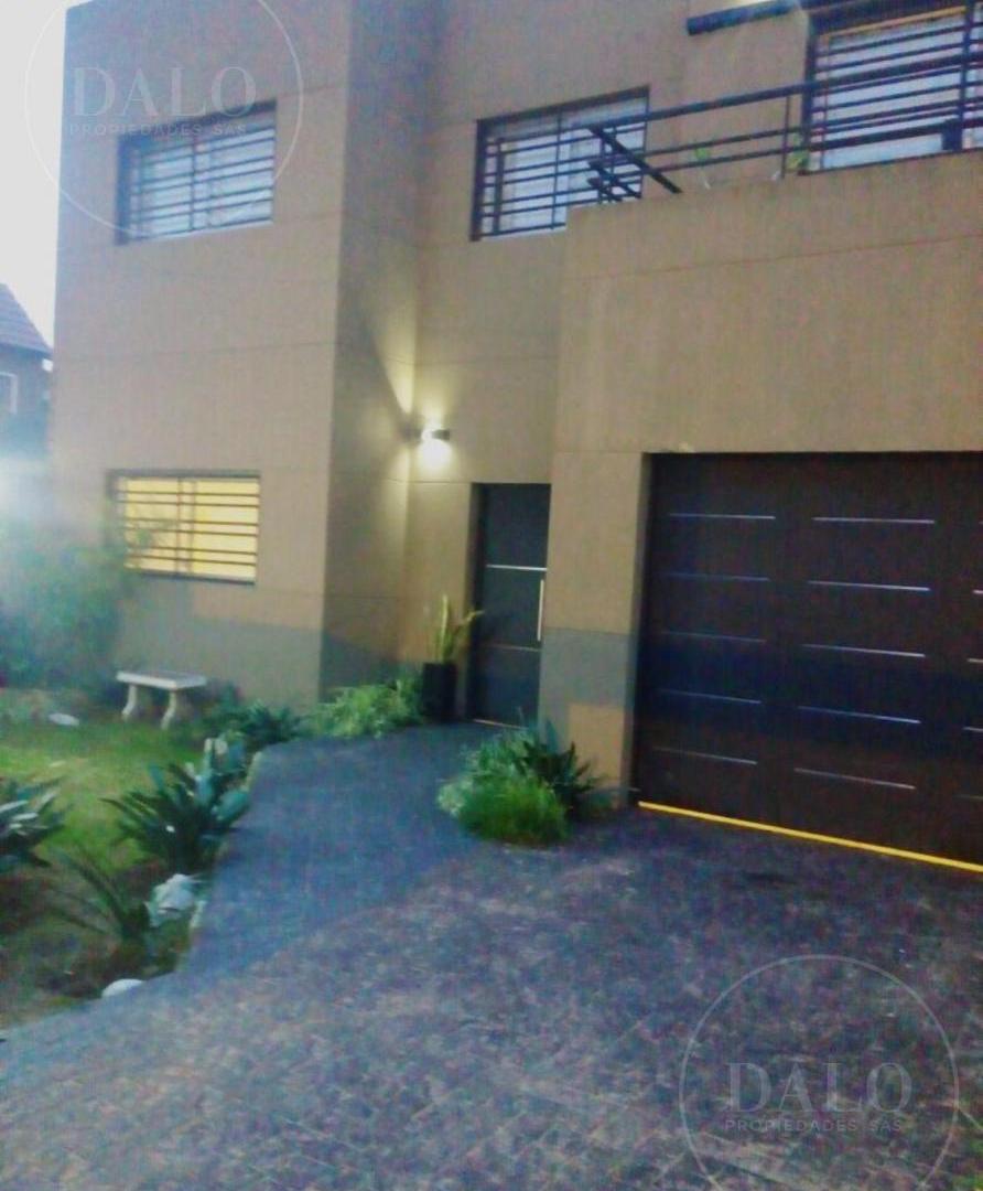 APTA CREDITO Casa en VENTA Y/O ALQUILER en Quilmes