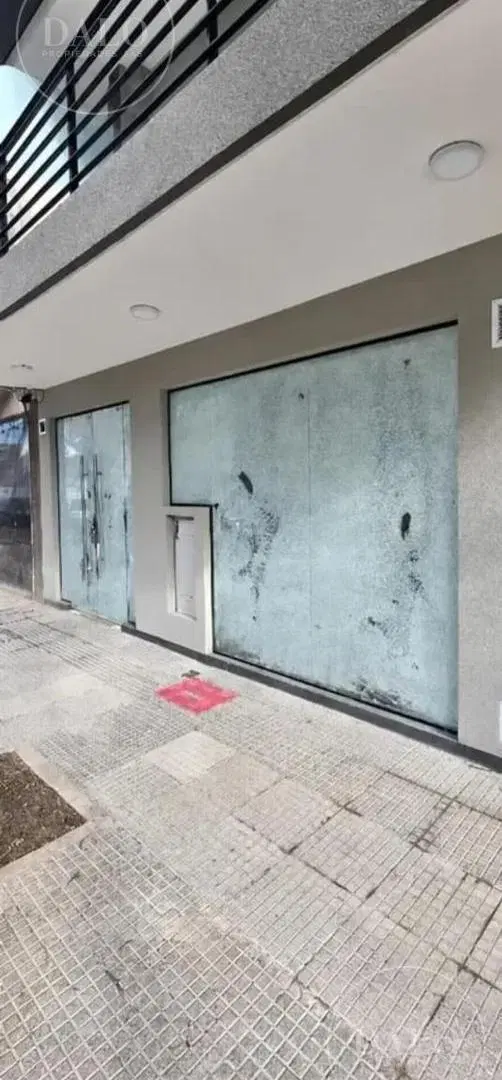 Alquiler Local en Colegiales 210m2 a Estrenar 3