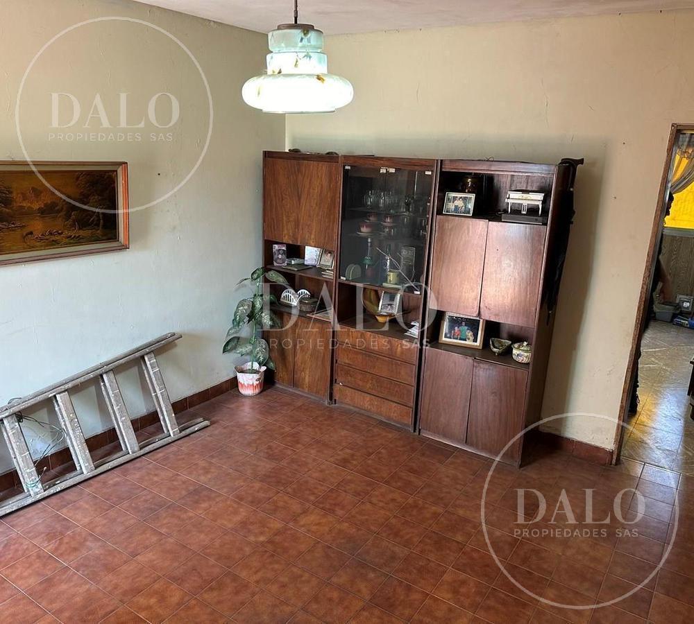 Foto de Casa Chalet en Venta en Temperley, Lomas de Zamora, G.B.A. Zona Sur, imagen 3