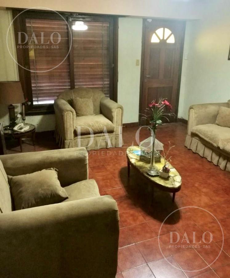 Foto de Casa Chalet en Venta en Temperley, Lomas de Zamora, G.B.A. Zona Sur, imagen 4