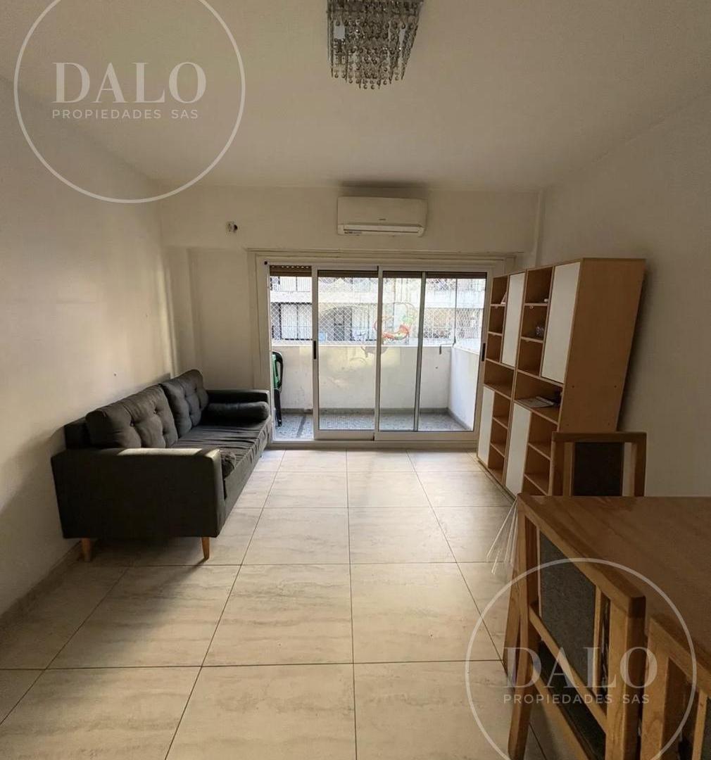 Foto de Departamento 3 ambientes muy Luminoso con Balcon en Villa Crespo, imagen 5