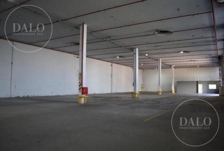 Foto de Amplio Deposito con Oficinas en Parque Industrial Newton, imagen 4