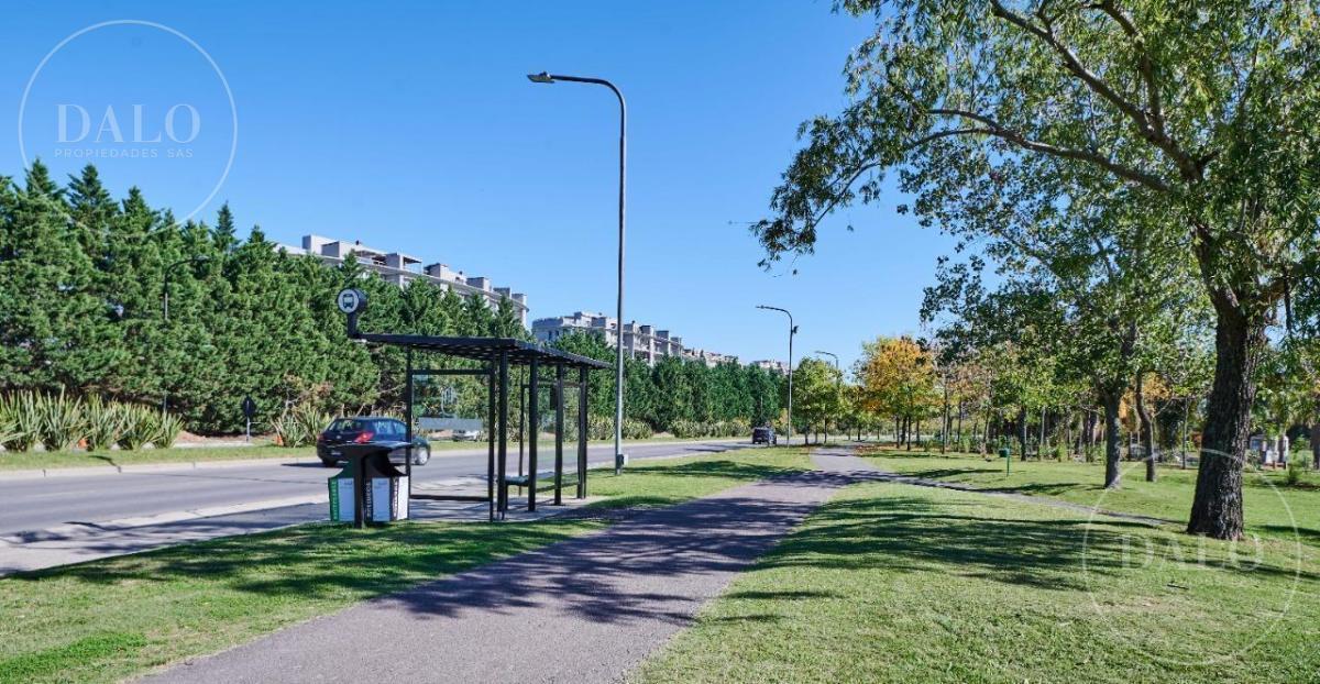 Foto de Terreno en Venta en Barrio Casuarinas, Nordelta con financiacion, imagen 2