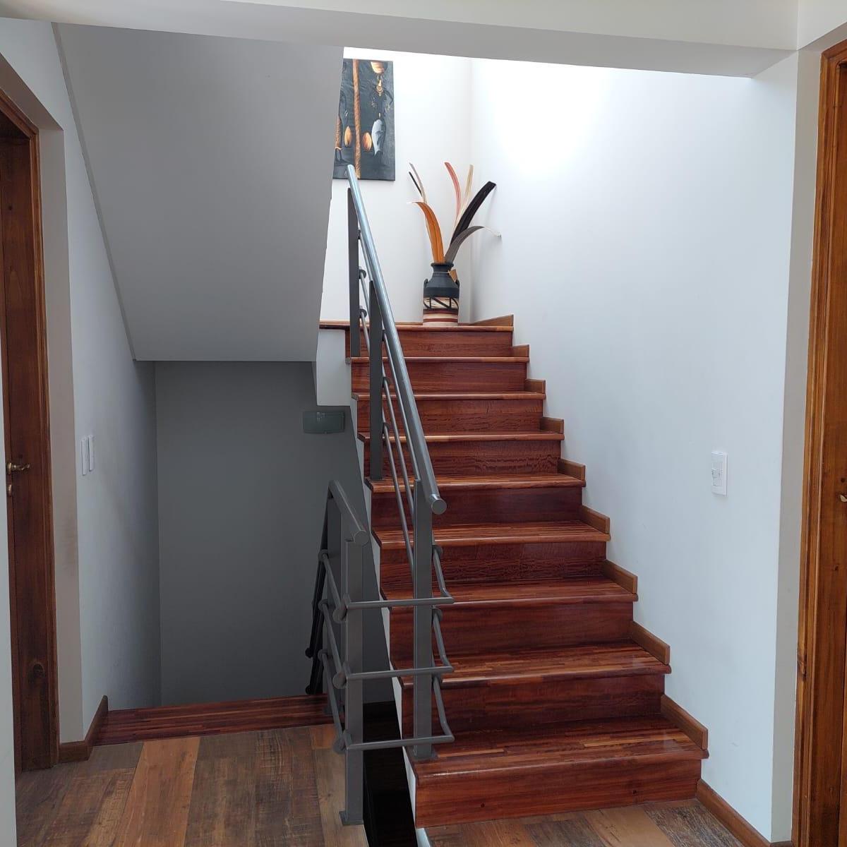 Foto de CL/INMOBILIARIA VENDE CASA MODERNA EN BARRIO DALVIAN, imagen 4