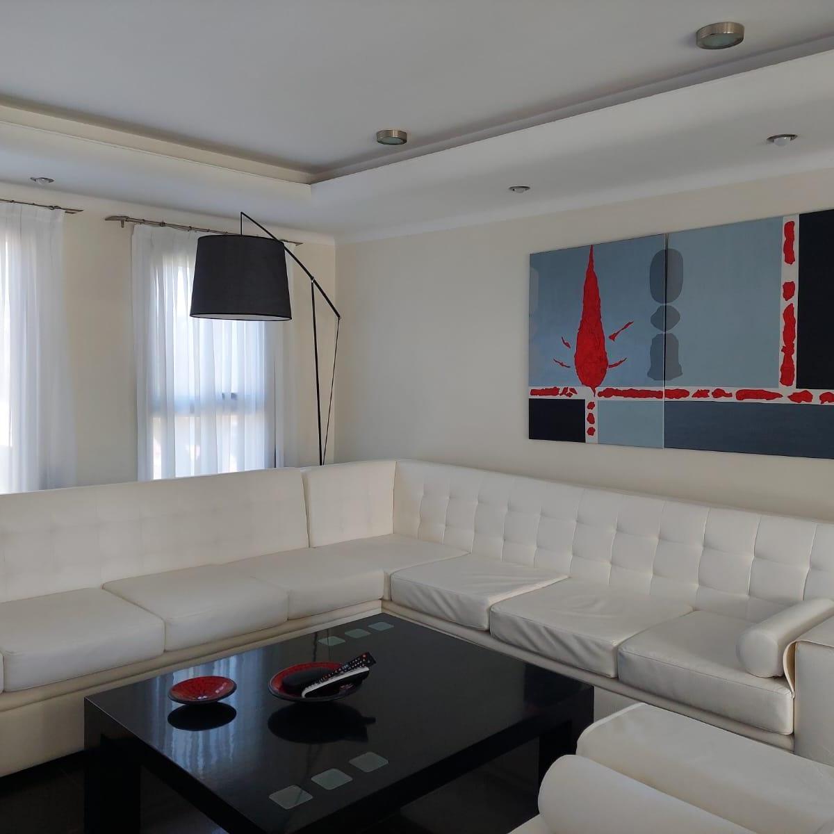 Cl/vende Casa en Barrio Dalvian de 650 m² Cubiertos Entre Casa y Quincho. 2
