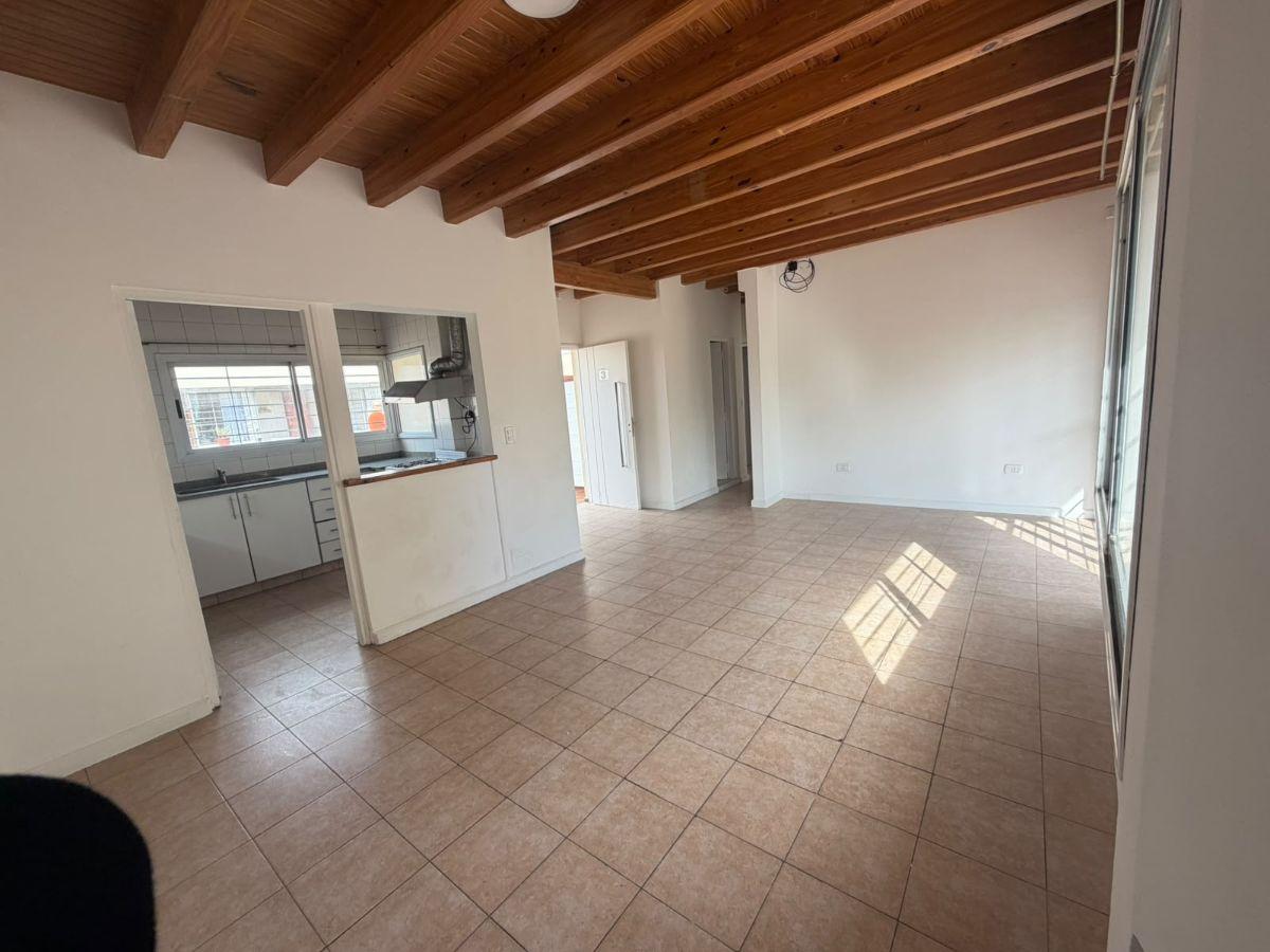 Foto de CL/ALQUILA DEPARTAMENTO EN EL CORAZON DE DORREGO ., imagen 4