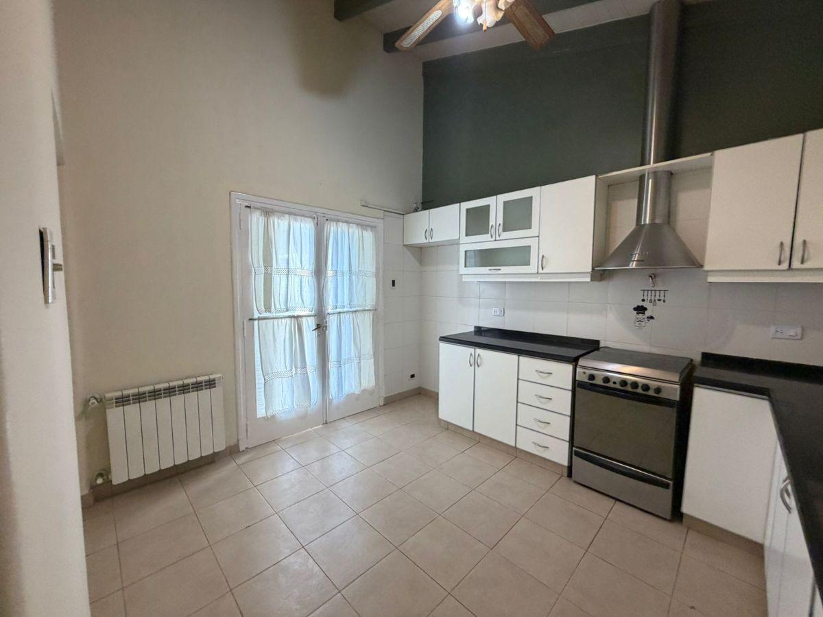 Foto de CL/INMOBILIARIA VENDE CASA EN EL CORAZON DE DORREGO, imagen 3