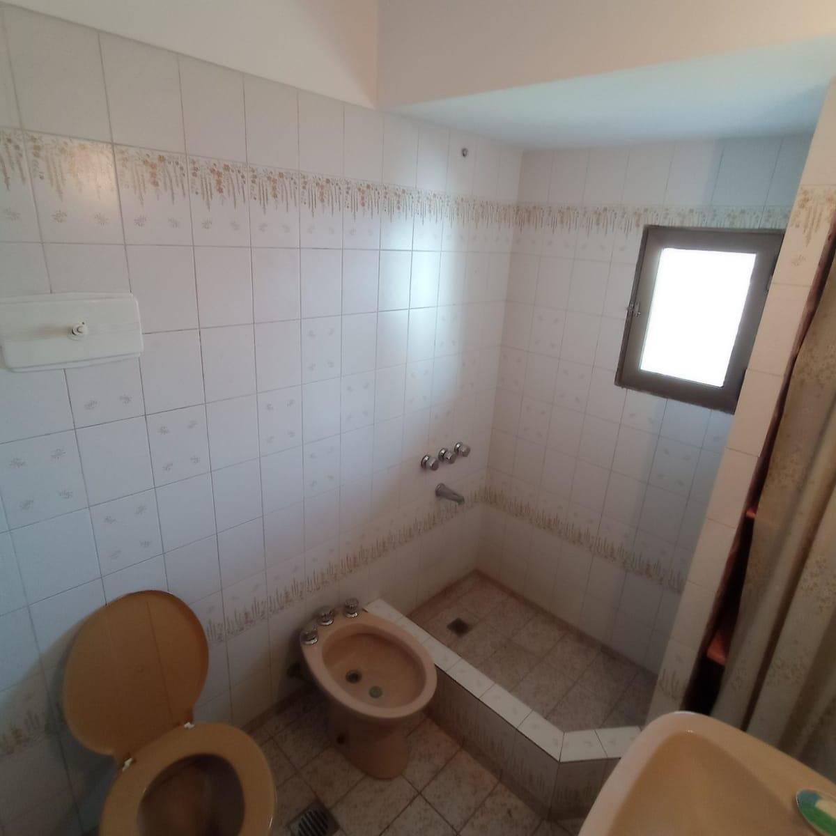 Venta Casa 4 Amb Bosque Alegre (Zona Jara y Juan B Justo) 2