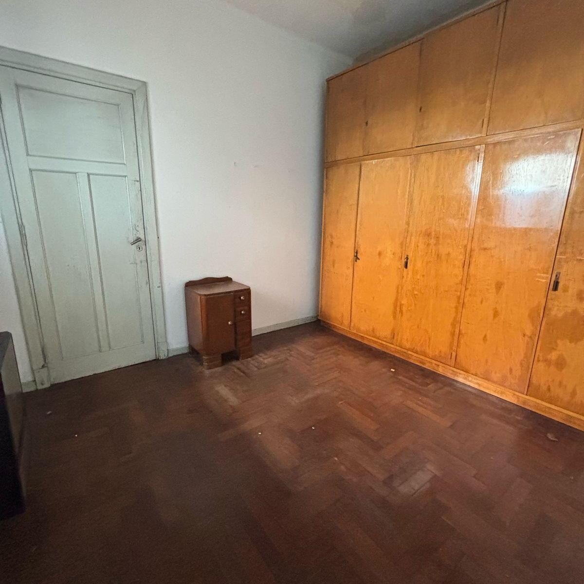 Venta Departamento 3 Amb a Reciclar Zona San José 5