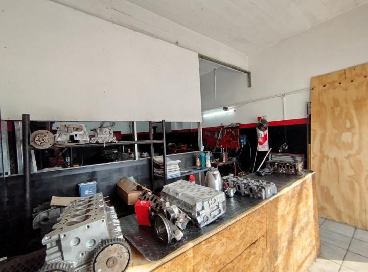 Foto de LOCAL en VENTA Av. COLÓN, imagen 2