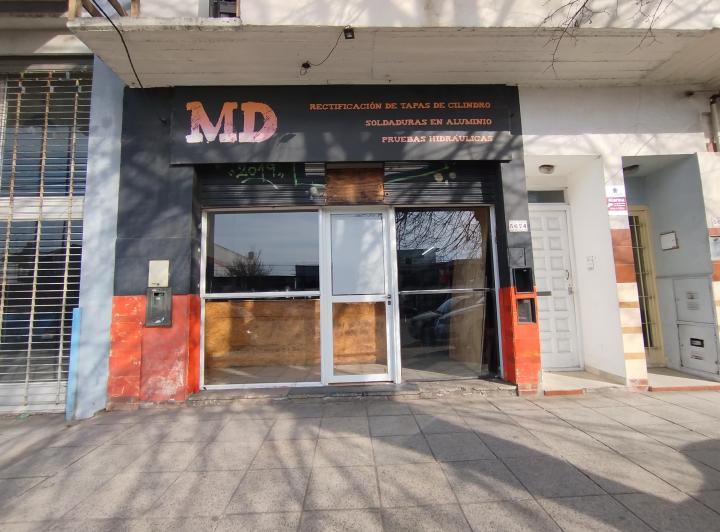 LOCAL en VENTA Av. COLÓN