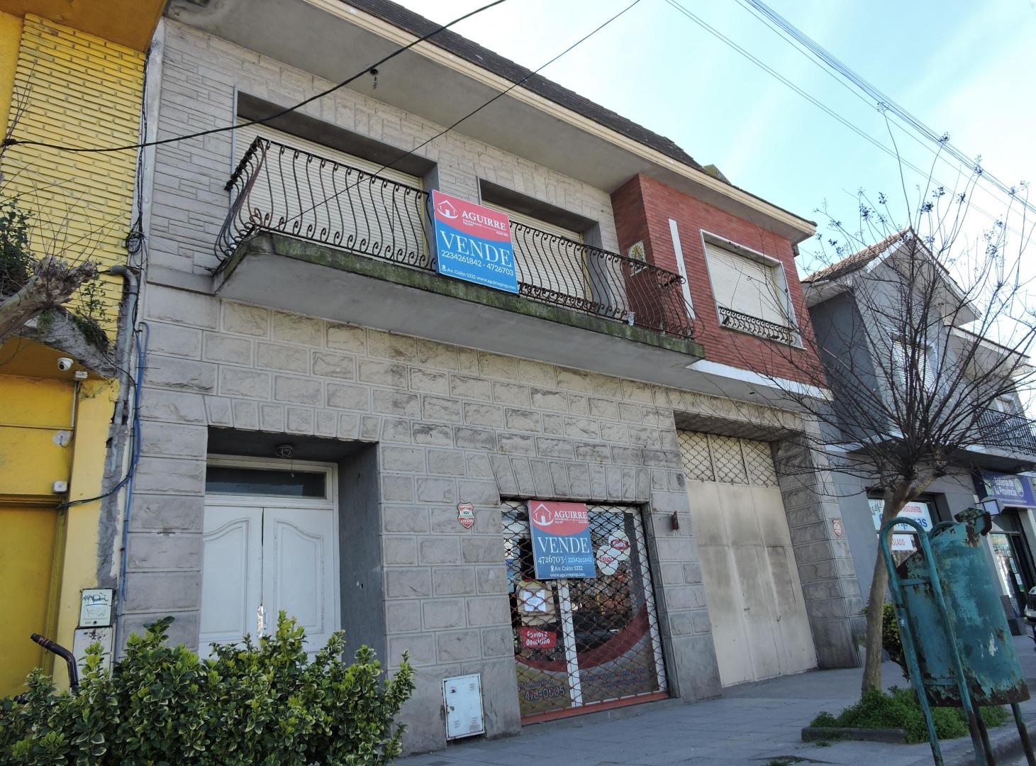 Local + Galpón + Departamento 4 ambientes y Terreno libre