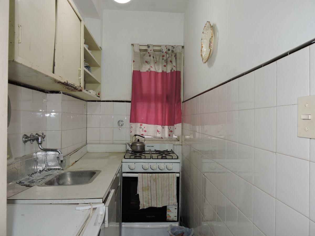 Foto de Venta Deparamento 2 amb con balcon al frente - Plaza colon, imagen 3