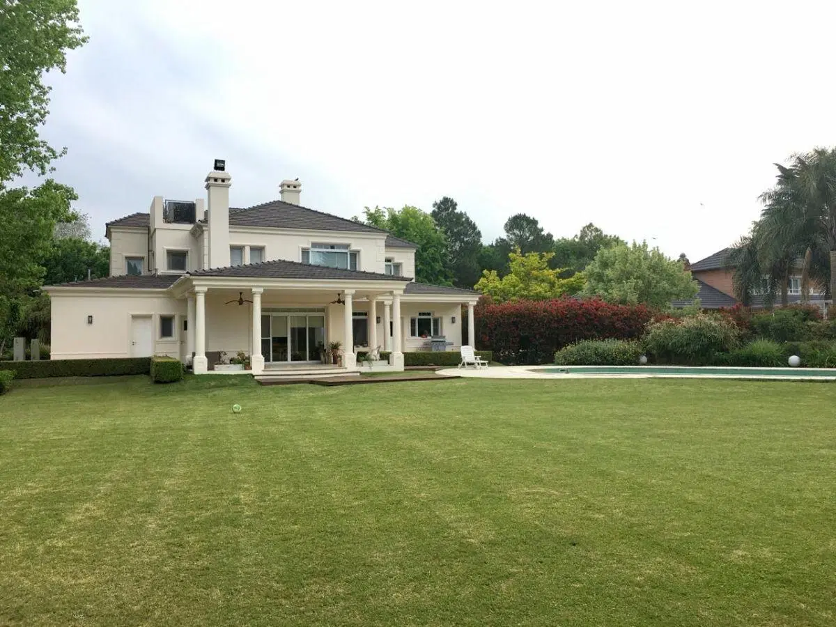 Excelente Propiedad Estilo Colonial 1
