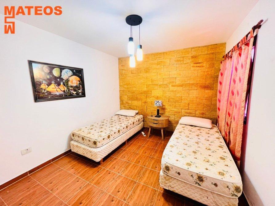 Venta Amplio Triplex en Mar del Tuyú 81 E/ 8 y 9 3