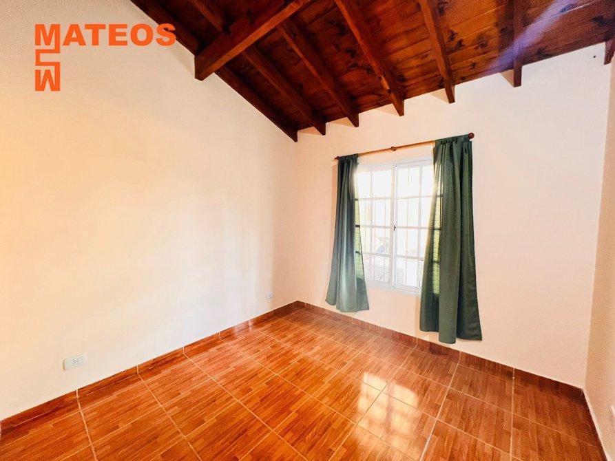 Chalet Semi - Independiente 1