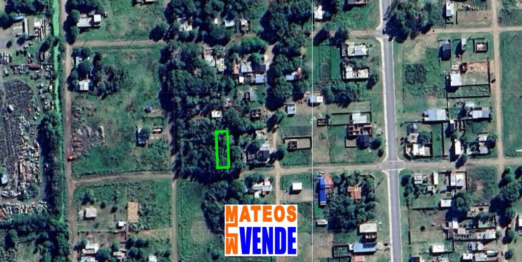 LOTE BALDIO EN MAR DEL TUYU ENTRE 14 Y 15 