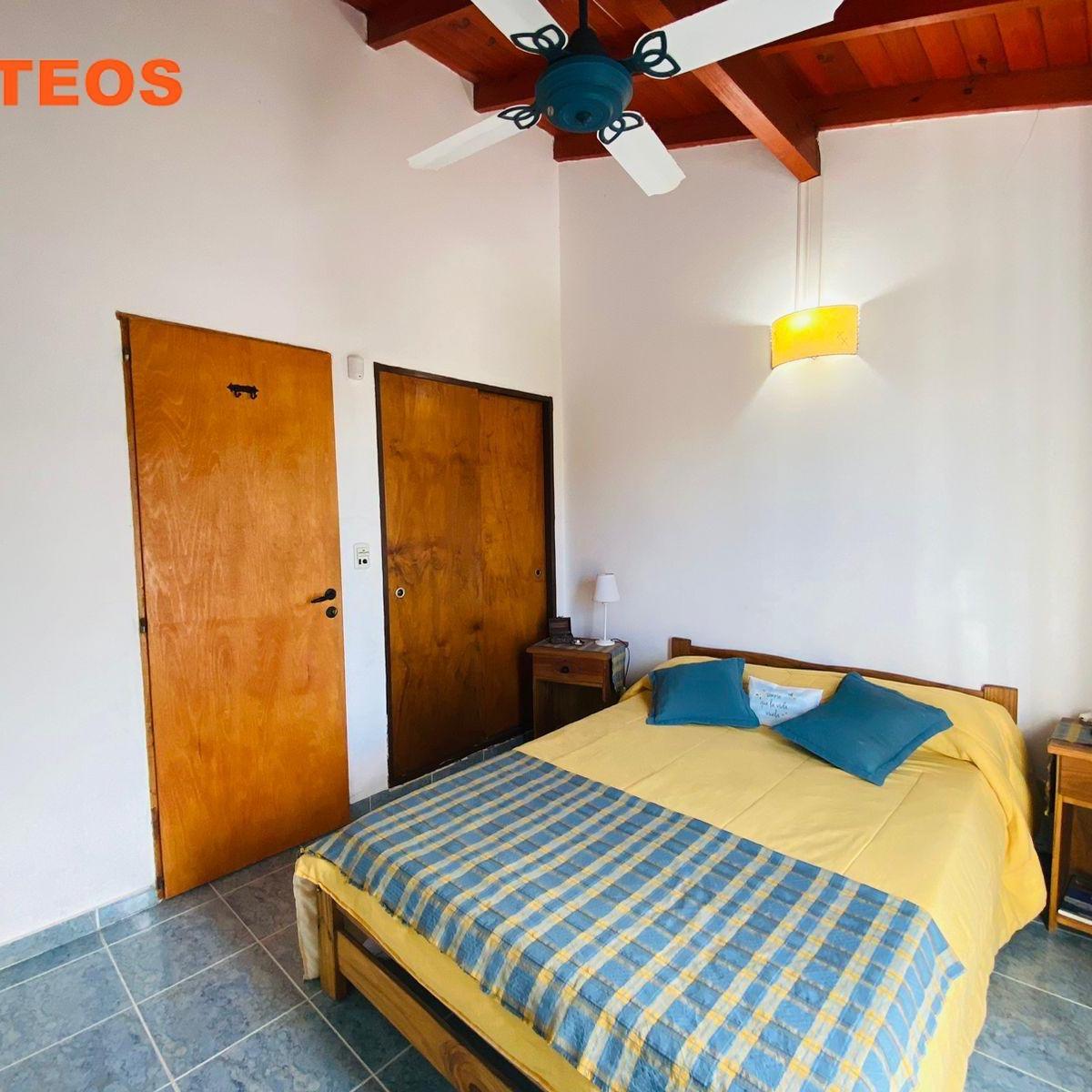 Venta Triplex a 200 m del Mar en Mar del Tuyu 87 E/ 2 y 3 5