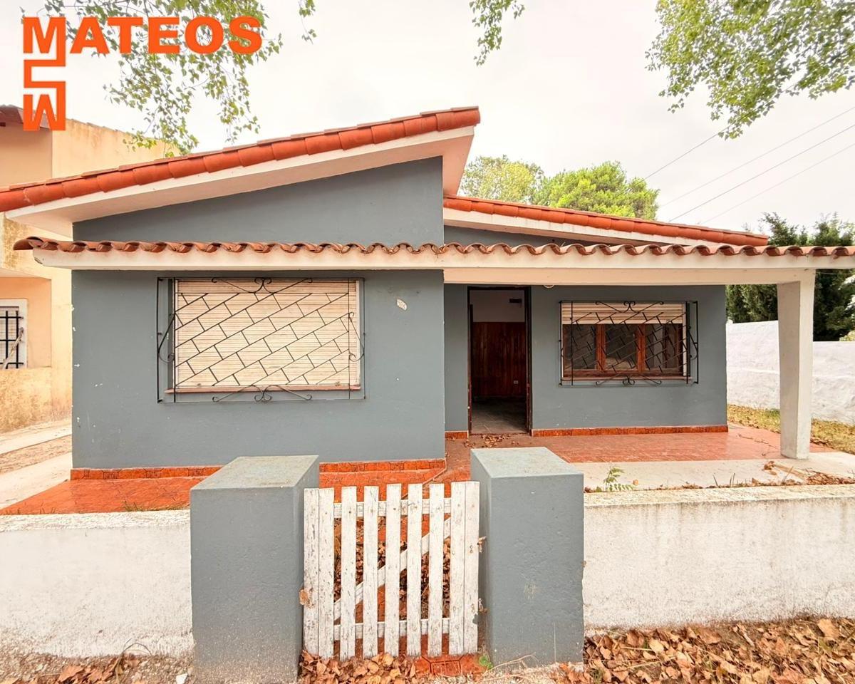 CASA SEMI INDEPENDIENTE AL FRENTE A 500 MTS DEL MAR 67 n° 567
