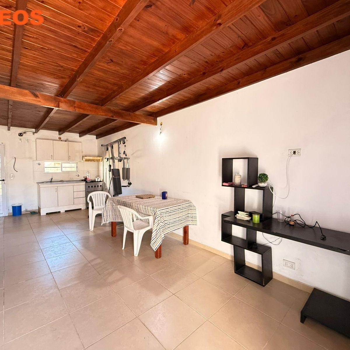 VENTA CHALET DE 3 AMBIENTES MAR DEL TUYÚ
