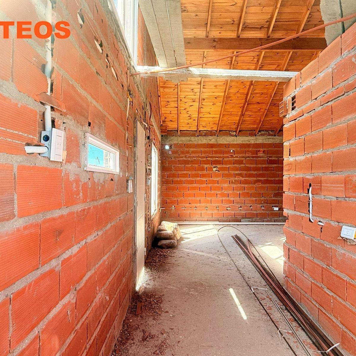 Foto de VENTA CASA A TERMINAR EN MAR DEL TUYU 64 ESQUINA 10, imagen 2