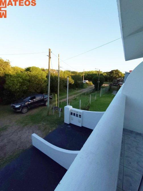 Triplex Sobre Costanera Frente Al Mar 4