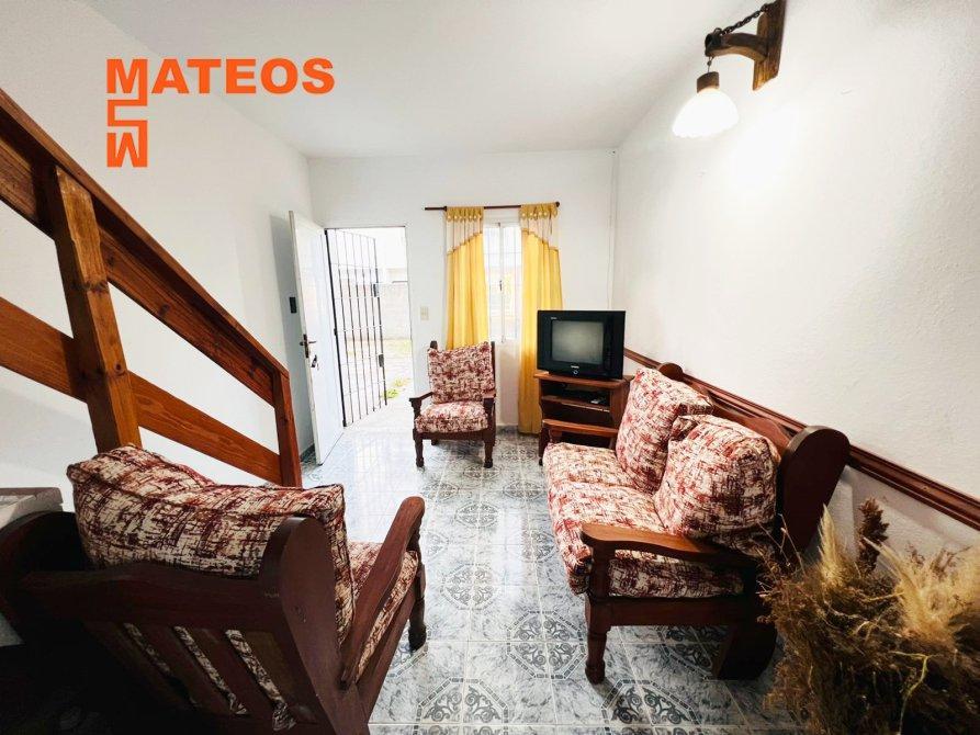 DUPLEX A METROS DEL MAR EXCELENTE UBICACIÓN