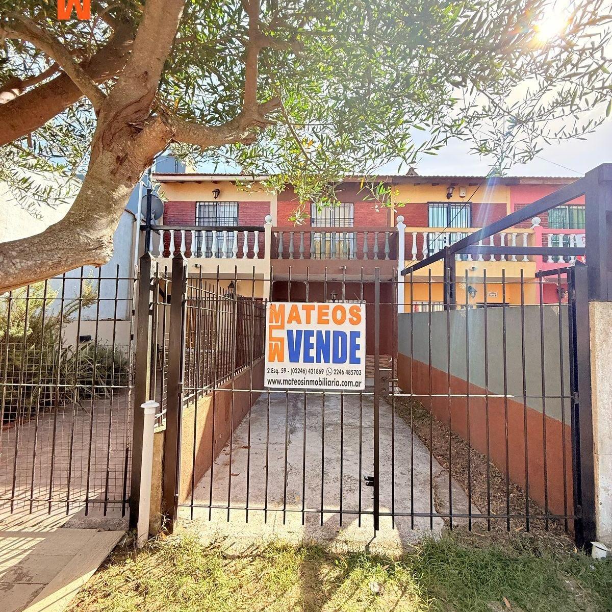 Venta Triplex Al Frente en Mar del Tuyu 85 E/ 5 y 6 2