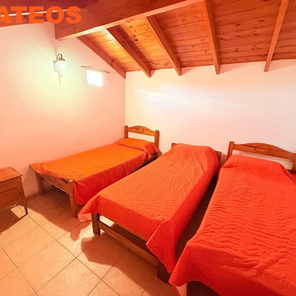 Venta Triplex Al Frente a 140 m del Mar en Mar del Tuyú 2