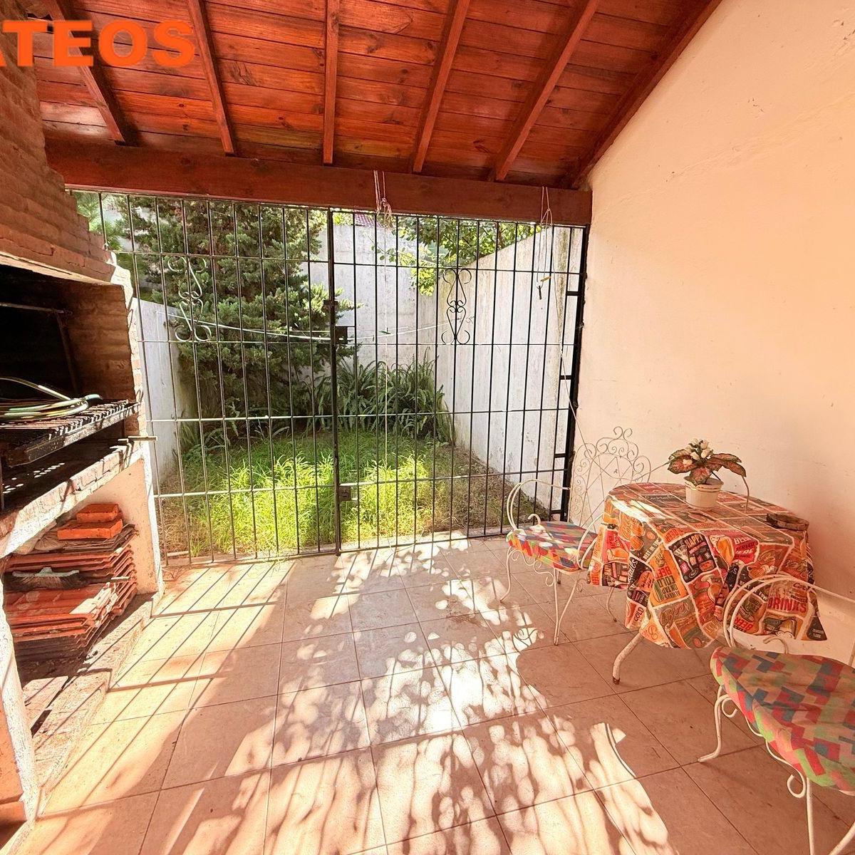 Venta Triplex Al Frente a 140 m del Mar en Mar del Tuyú 3