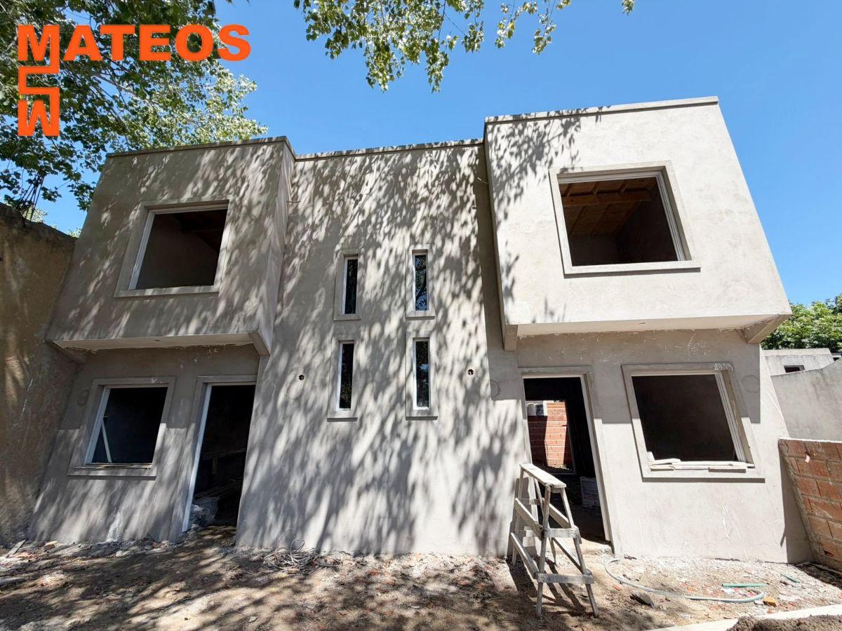 VENTA CONJUNTO DE DUPLEX A ESTRENAR EXCELENTE UBICACIÓN EN MAR DEL TUYU