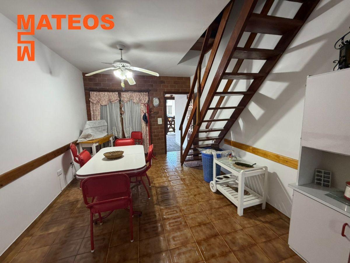 Foto de VENTA TRIPLEX AL FRENTE UBICADO A 300MTS DEL MAR EN SANTA TERESITA, imagen 5