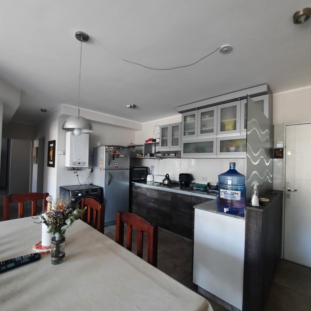 Hermoso Departamento en Venta 2 Dorm. C/ Cochera 5