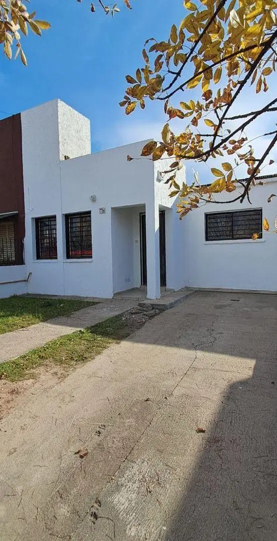 Alquiler Casa 2 dor. B° Panamericano de Horizonte 2