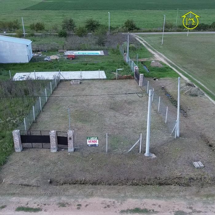 Lote De 315 M² en el Pueblo Rural de Azcuénaga (en Esquina)