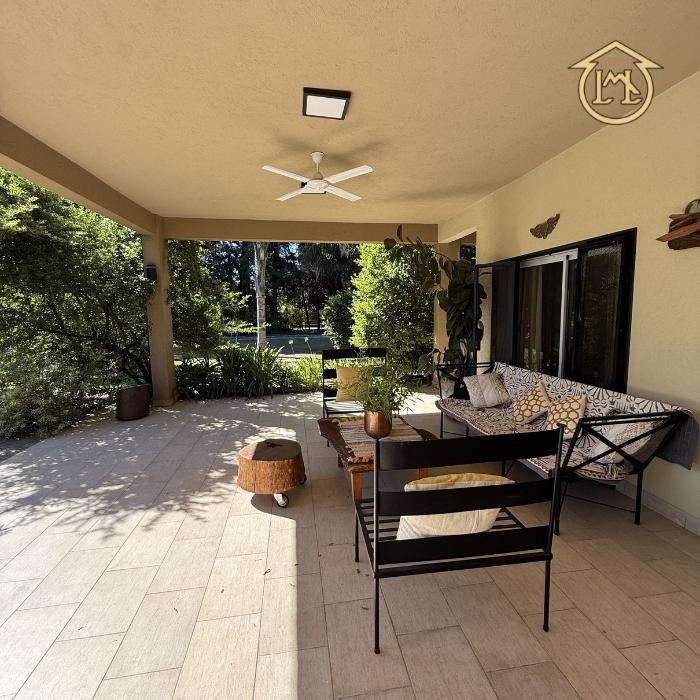 Foto de Casa con pileta y amplio terreno en Duggan, S.A. de Areco, imagen 5