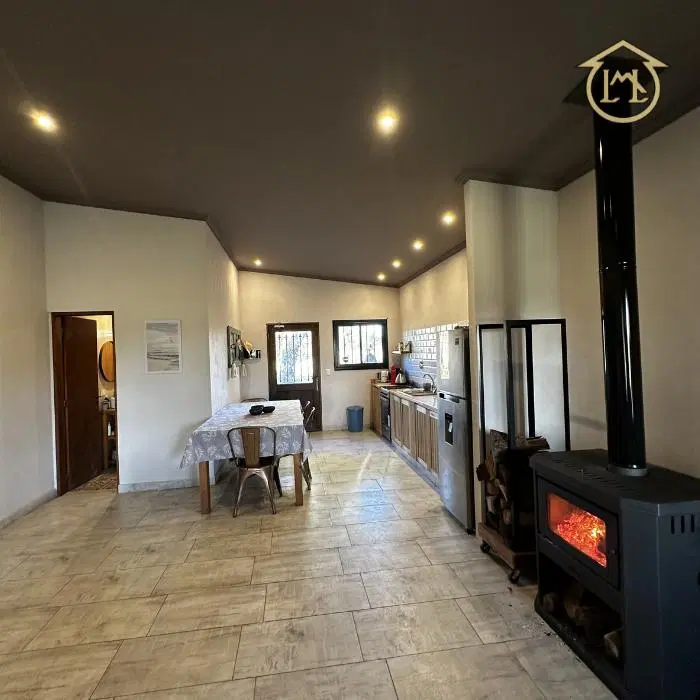 Chacra 2.6 Ha. en San Andrés de Giles: 2 casas con arboleda 1