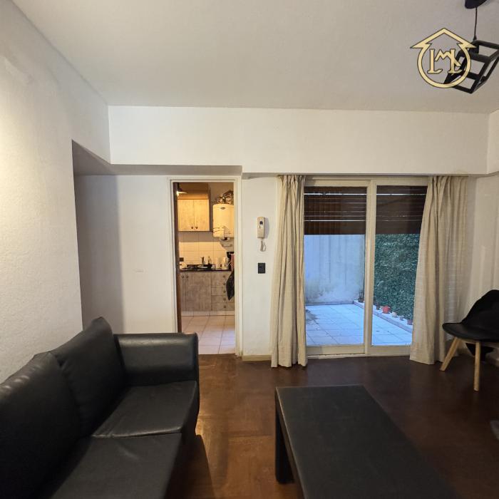 Foto de Monoambiente súper amplio con Dos Patios - Ubicación Privilegiada de, imagen 3