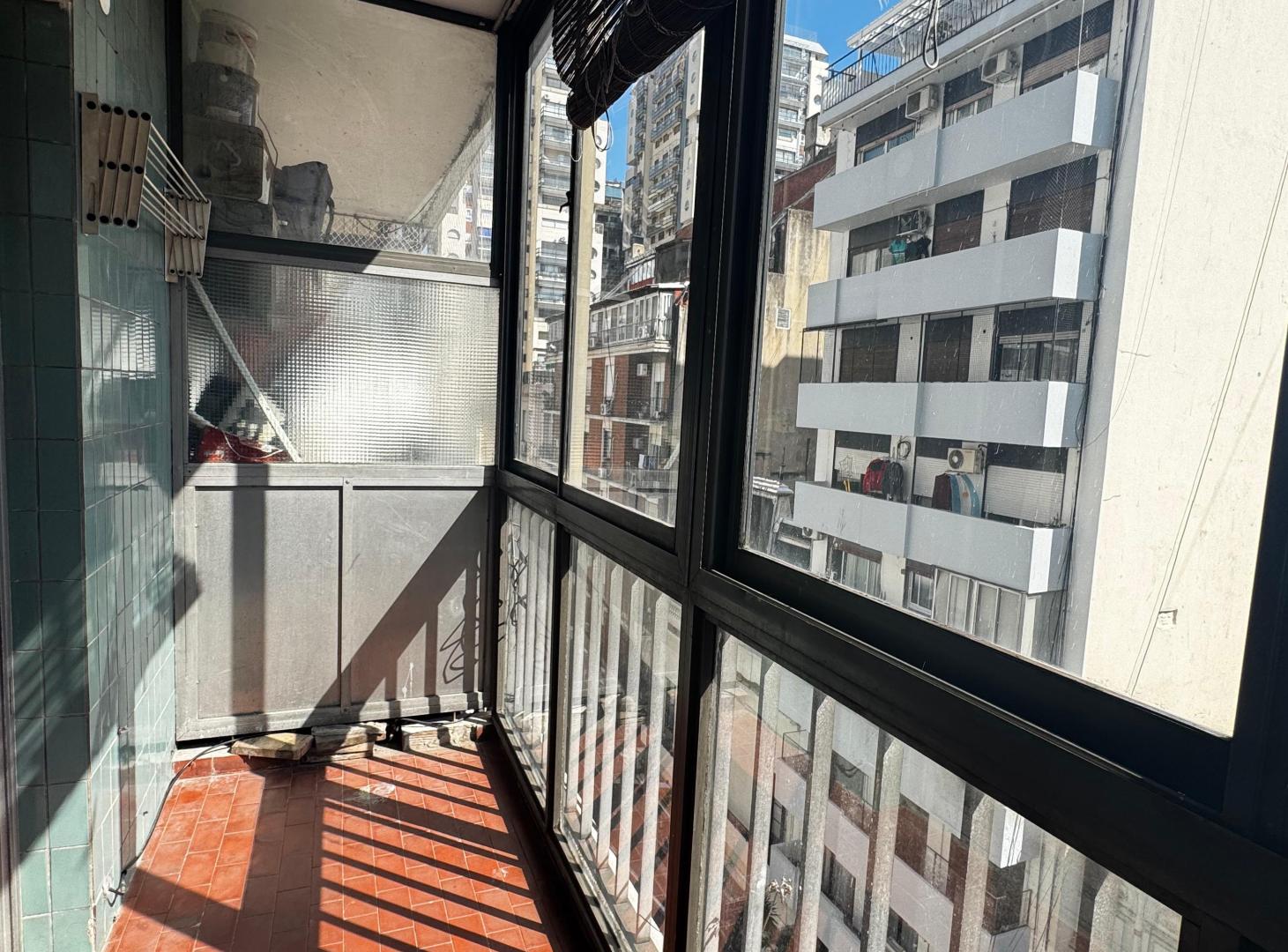 Foto de Monoambiente con balcón. Excelente ubicación y potencial de renta, imagen 2