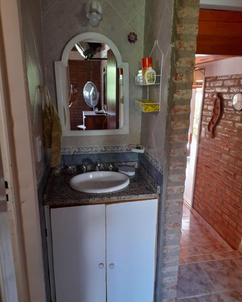 Hermosa Casa a La Venta en Villa Parque Siquiman! 3
