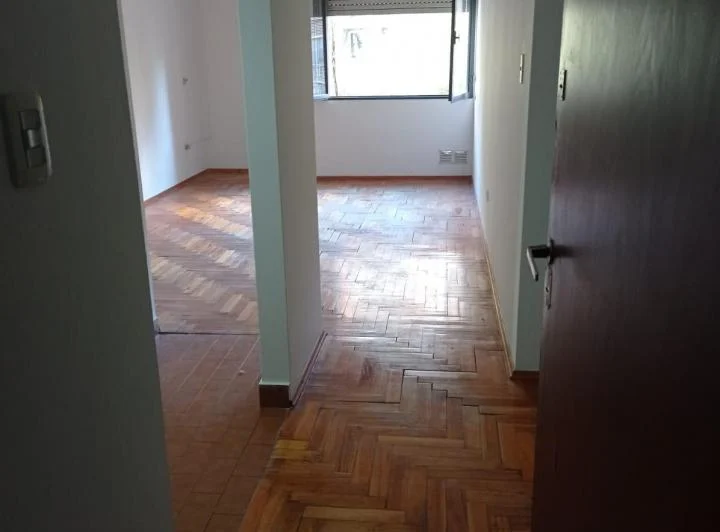 ALQUILO DPTO 1DORM CENTRO DE LA CIUDAD, EXCELENTE UBICACIÓN!!!! 2