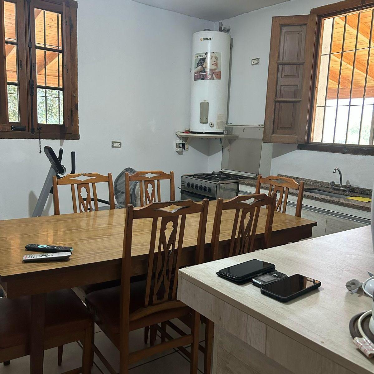 Foto de SE VENDE propiedad con amplio parque en Rio Ceballos, imagen 2