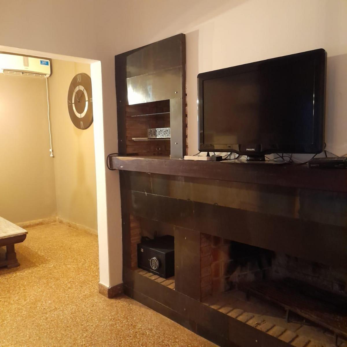 Foto de SE VENDE propiedad sobre Av Elpidio Gonzalez, imagen 4