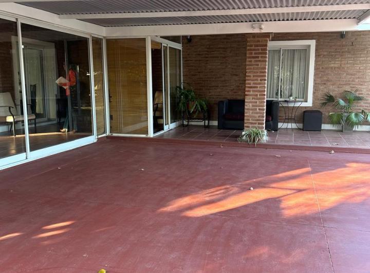 Se ALQUILA hermosa casa en Bº La Herradura 1