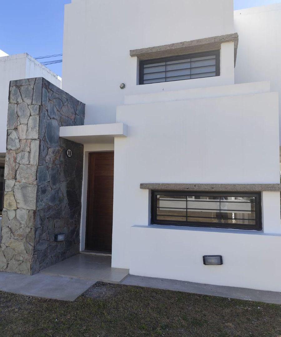 Foto de Se VENDE dúplex en complejo "Villa Norte", imagen 2