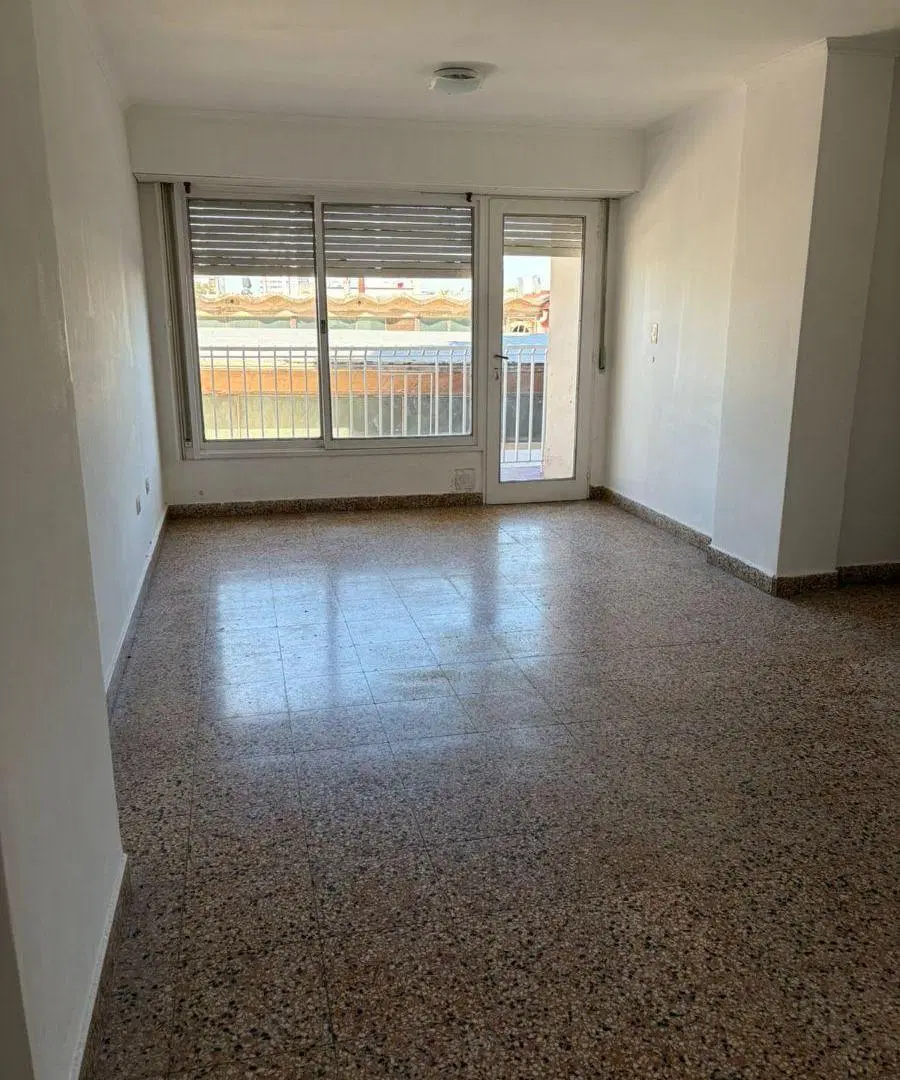 Se ALQUILA depto 2 dorm en Bº Pueyrredón 4